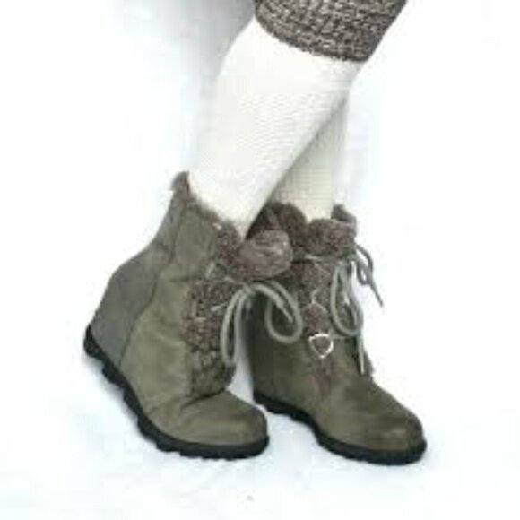 Sorel Joan of Arctic Wedge II Shearling Women Boots Size 9.5 - Picture 1 of 12